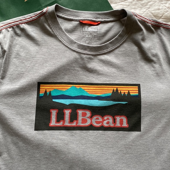 LL Bean Graphic Tee - Picture 2 of 12
